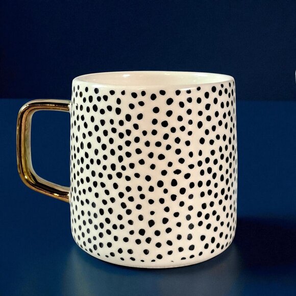 THYME & TABLE Black Dotted Stoneware Mug with Metallic Gold Rectangular Handle - Picture 1 of 7